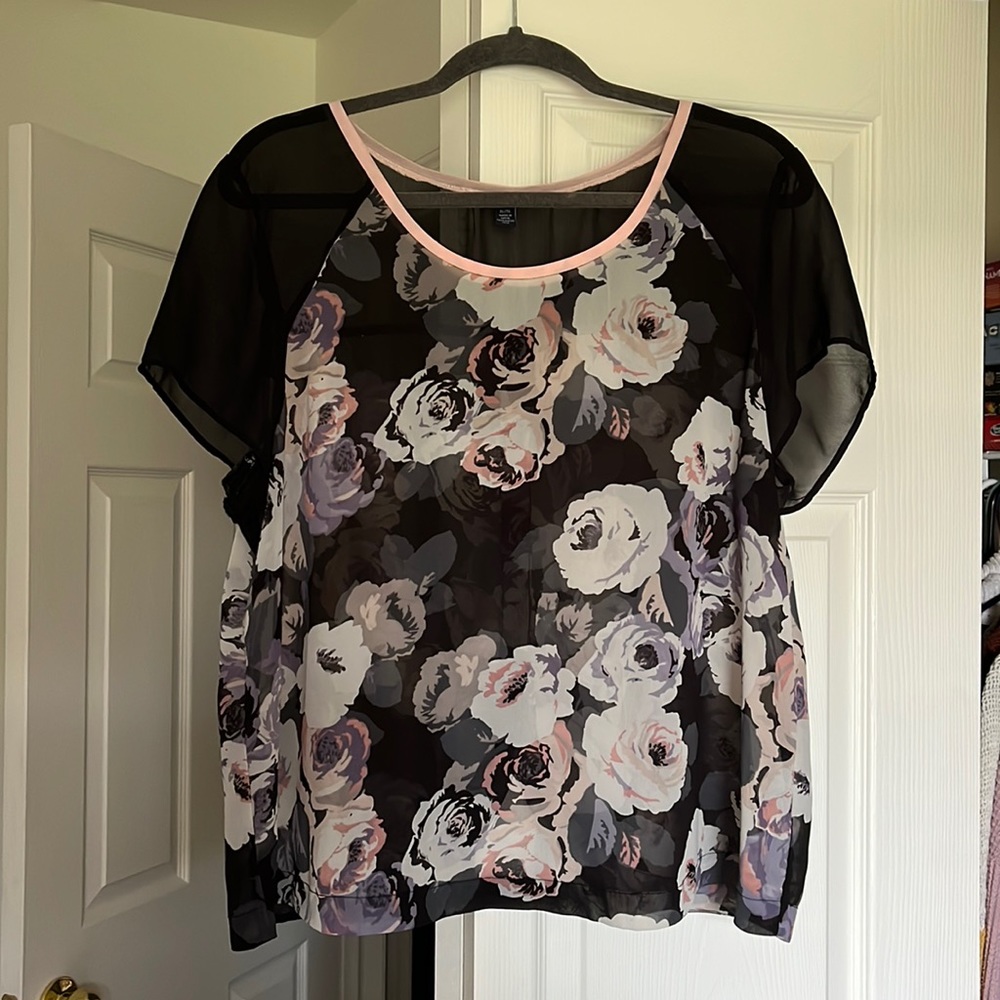 American Eagle top